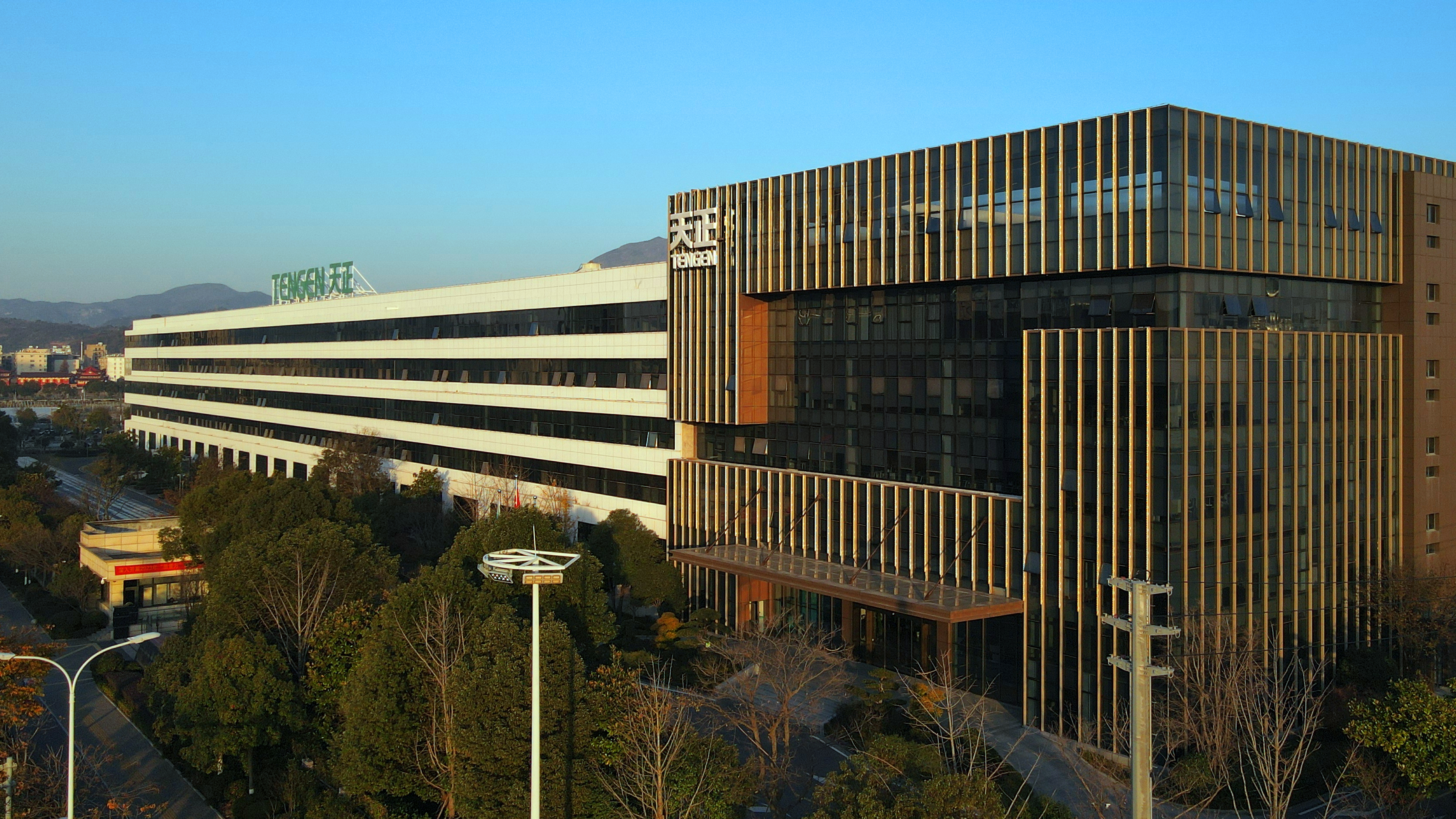 位列榜首！J9九游会获评“最美工厂”荣誉